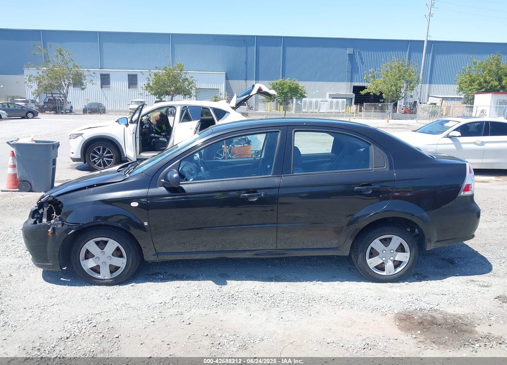 2008 CHEVROLET AVEO LS VIN: KL1TD56678B123487
