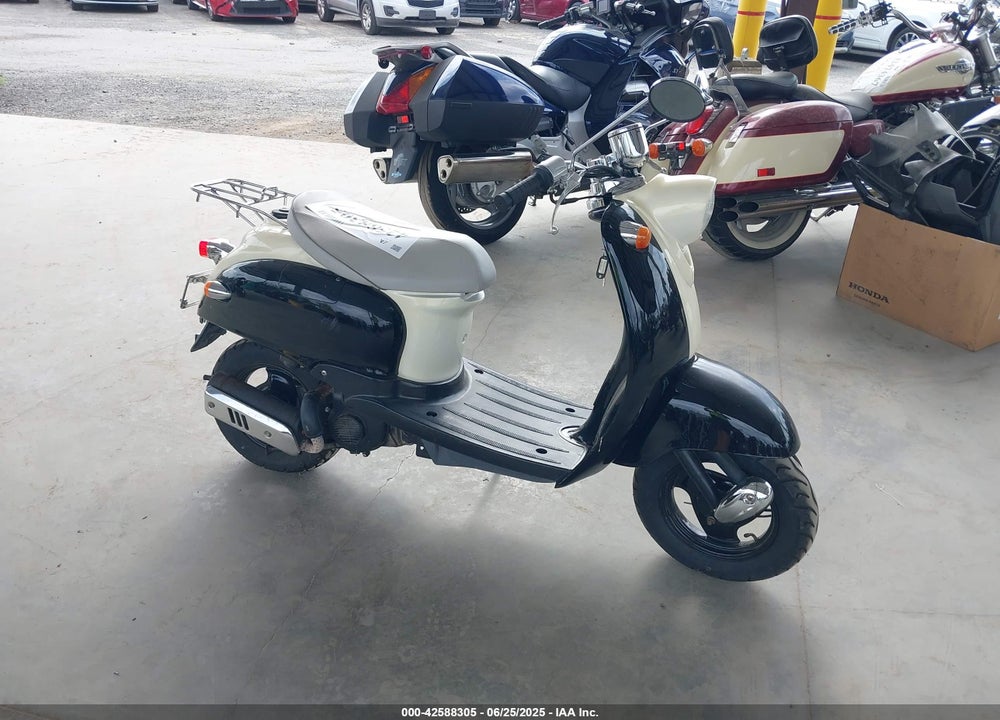 2005 GEELY JI50QT-21 VIN: LB2TAB21651E19688