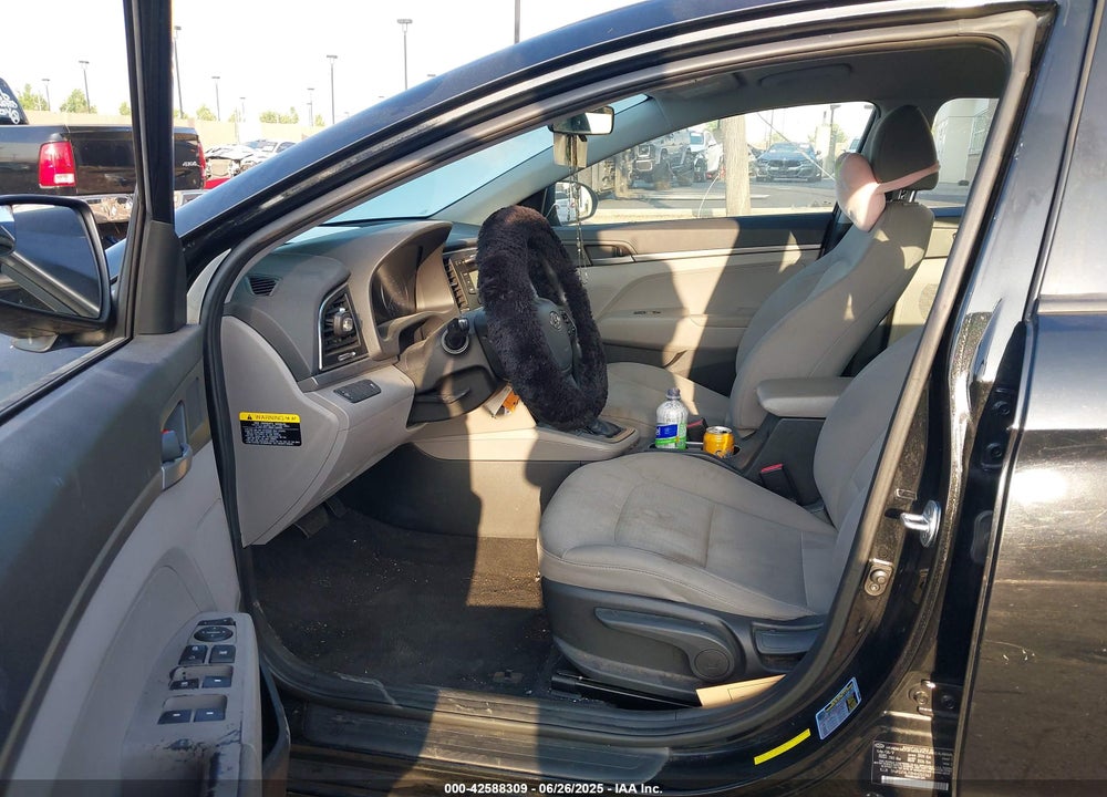 2017 HYUNDAI ELANTRA SE VIN: 5NPD74LF8HH202362