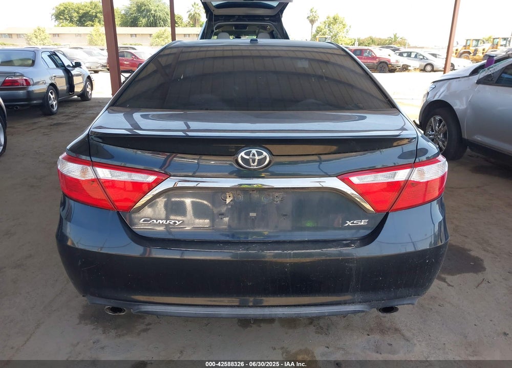 2015 TOYOTA CAMRY VIN: 4T1BK1FK4FU560070