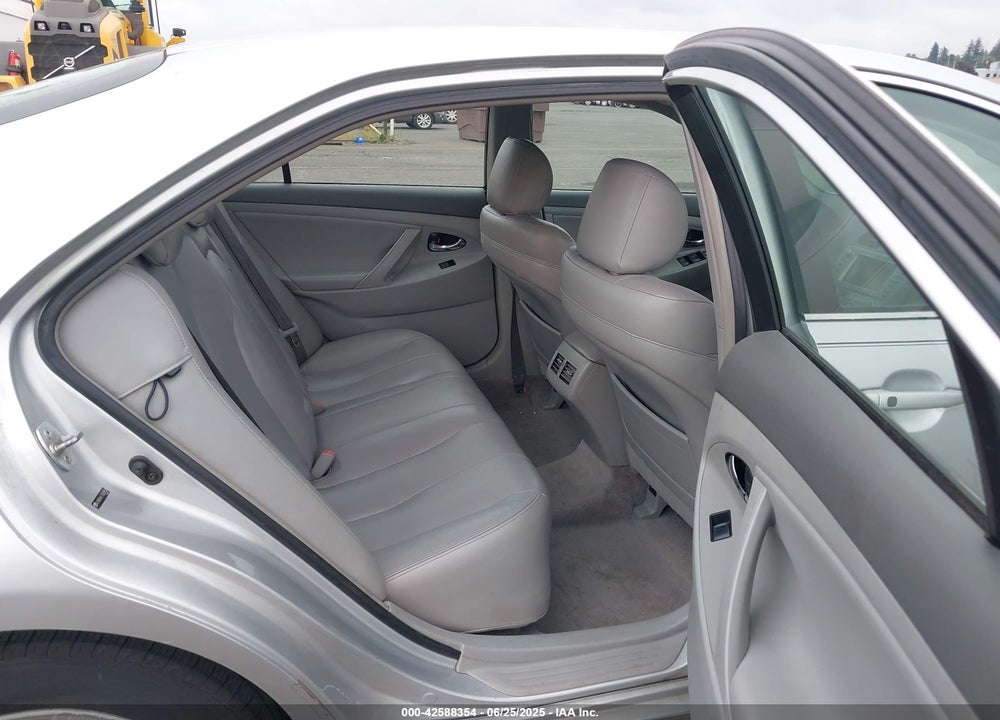 2007 TOYOTA CAMRY HYBRID VIN: JTNBB46K173007952