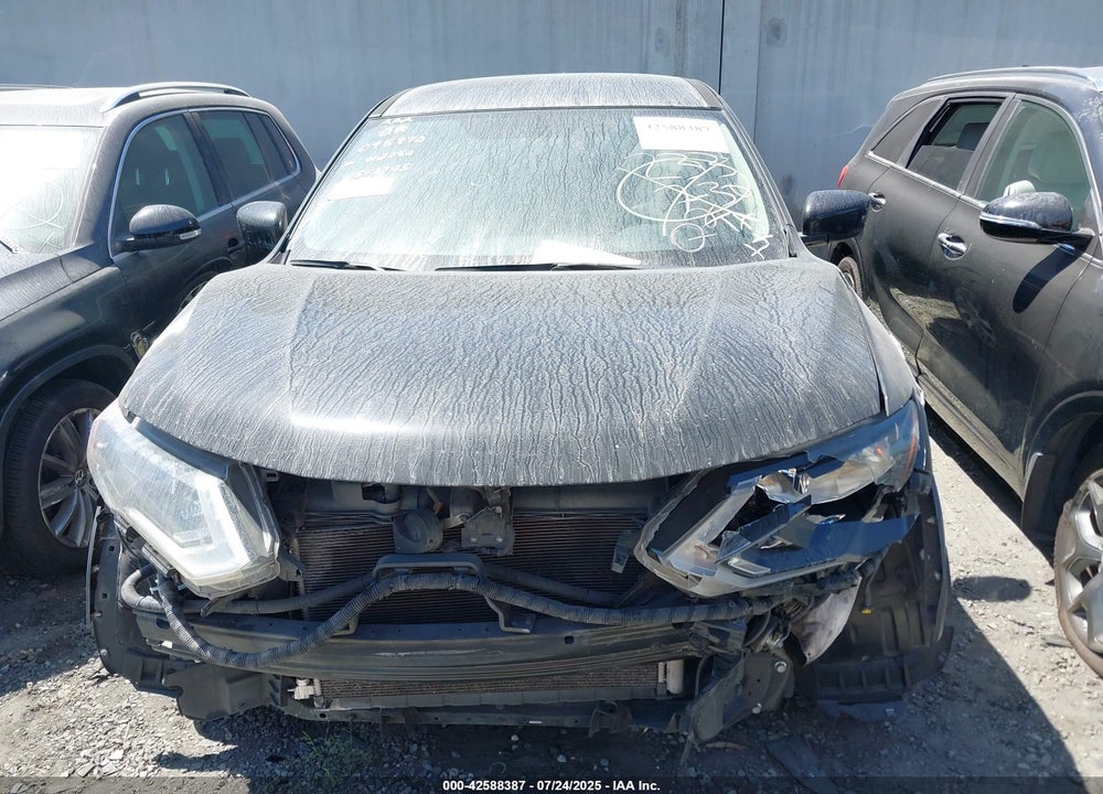 2017 NISSAN ROGUE VIN: JN8AT2MT3HW382050