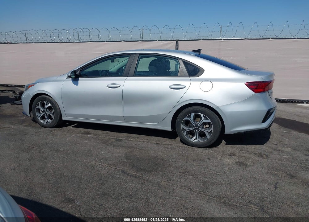2021 KIA FORTE VIN: 3KPF24AD8ME316708