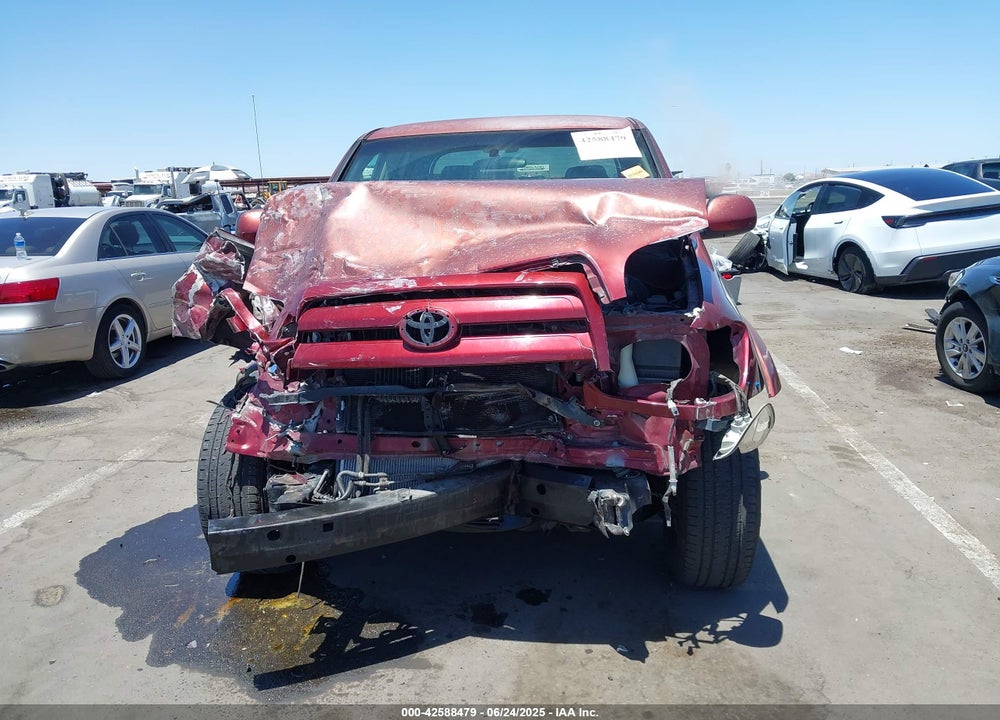2005 TOYOTA TUNDRA LIMITED V8 VIN: 5TBDT48135S476429