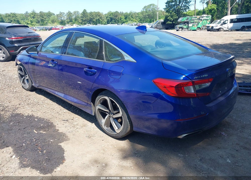 2018 HONDA ACCORD VIN: 1HGCV1F32JA238824