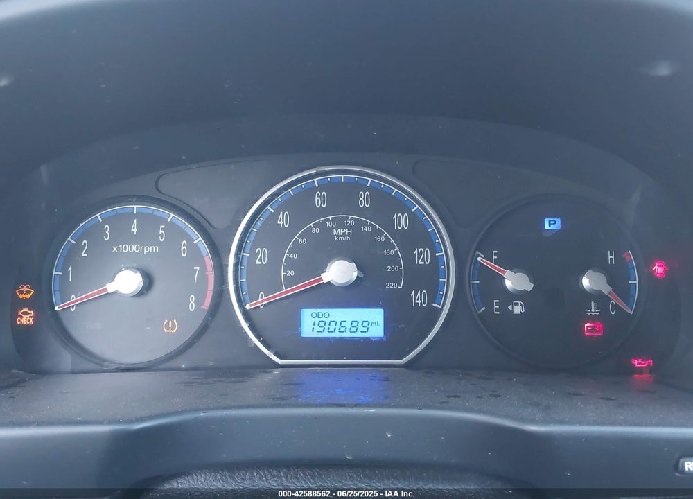 2009 HYUNDAI SANTA FE VIN: 5NMSG13DX9H247712