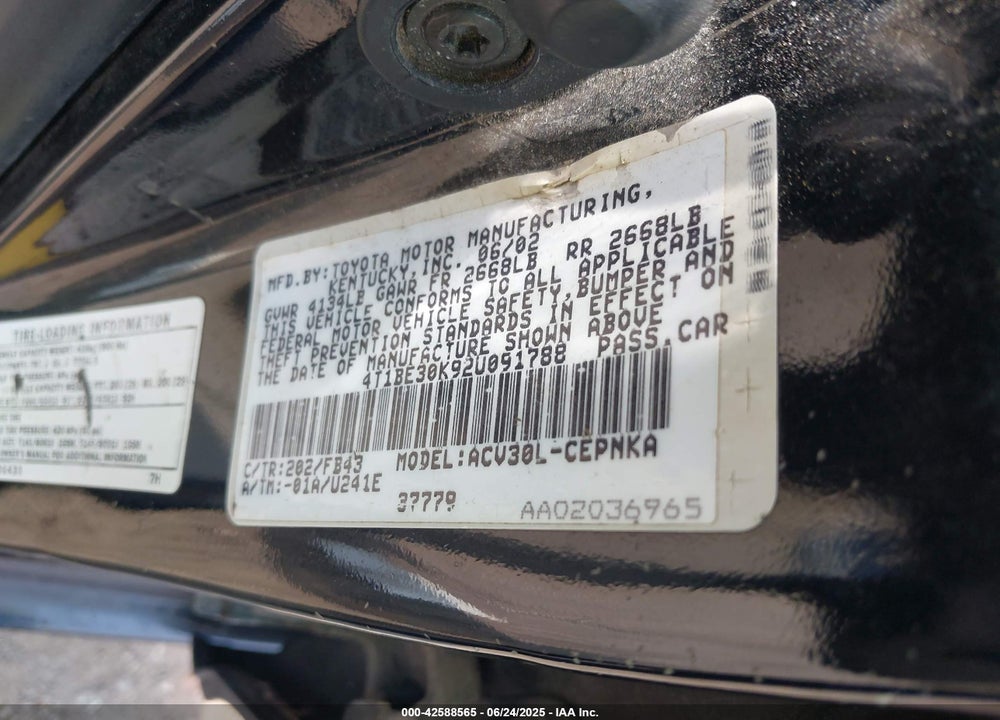 2002 TOYOTA CAMRY LE VIN: 4T1BE30K92U091788