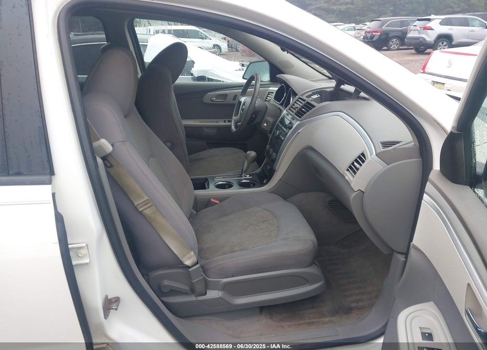 2011 CHEVROLET TRAVERSE VIN: 1GNKRFED9BJ296430