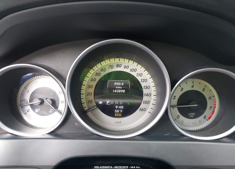 2013 MERCEDES-BENZ C 300 LUXURY 4MATIC/SPORT 4MATIC VIN: WDDGF8AB2DR242498