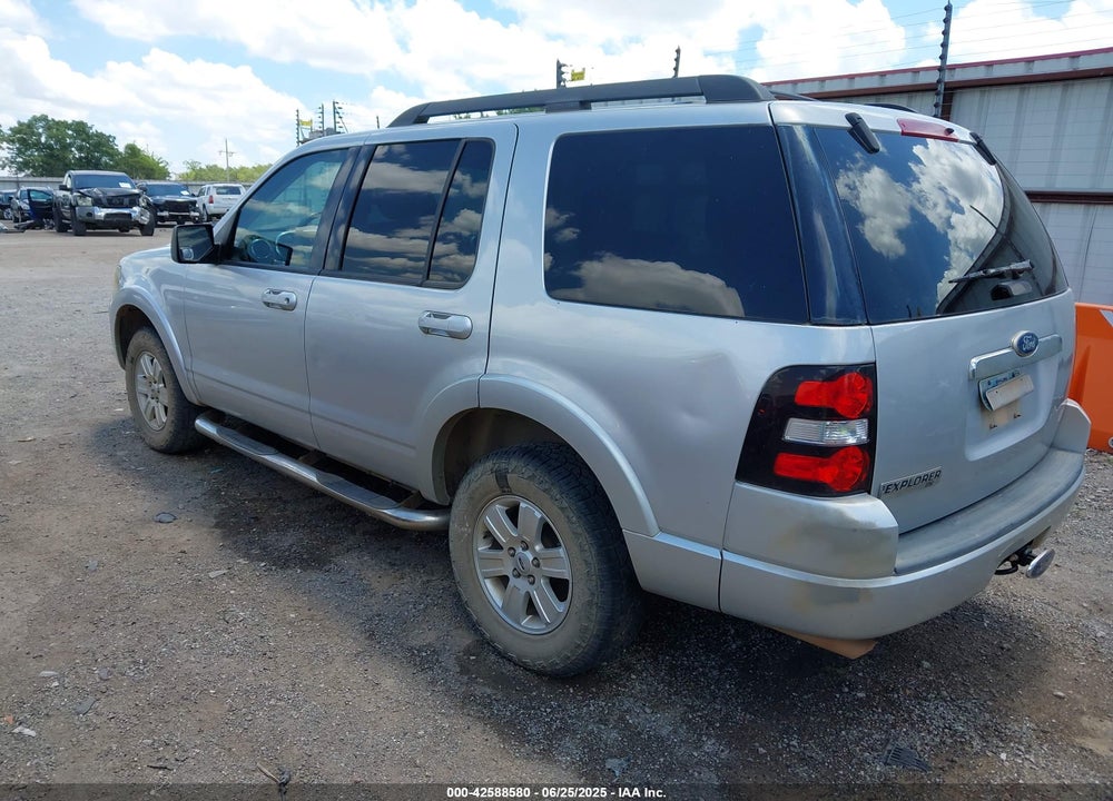 2010 FORD EXPLORER XLT VIN: 1FMEU6DE2AUA70477