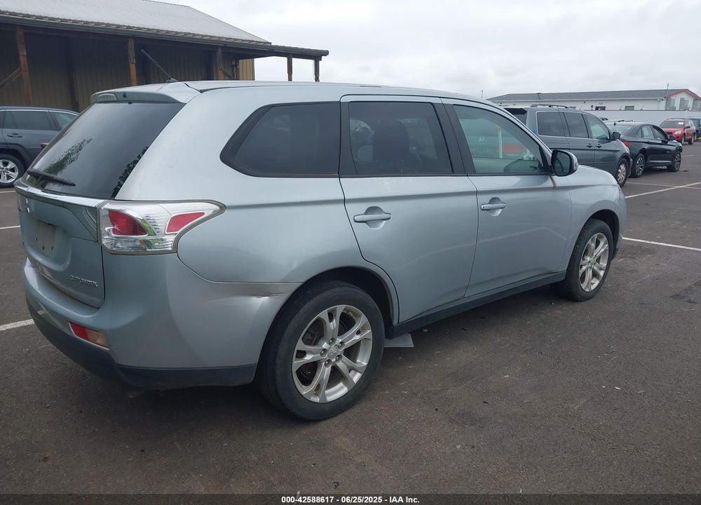 2014 MITSUBISHI OUTLANDER SE VIN: JA4AZ3A38EZ015492