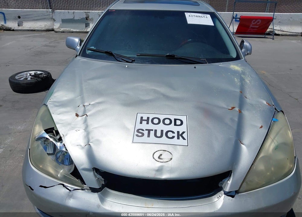 2004 LEXUS ES 330 VIN: JTHBA30G045004593