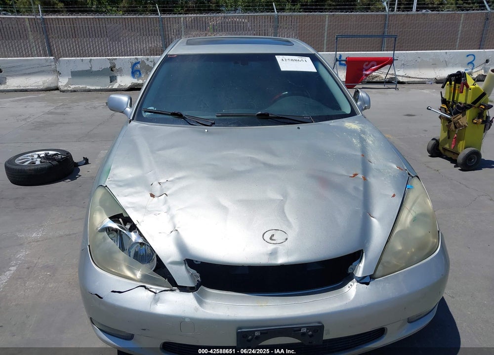 2004 LEXUS ES 330 VIN: JTHBA30G045004593