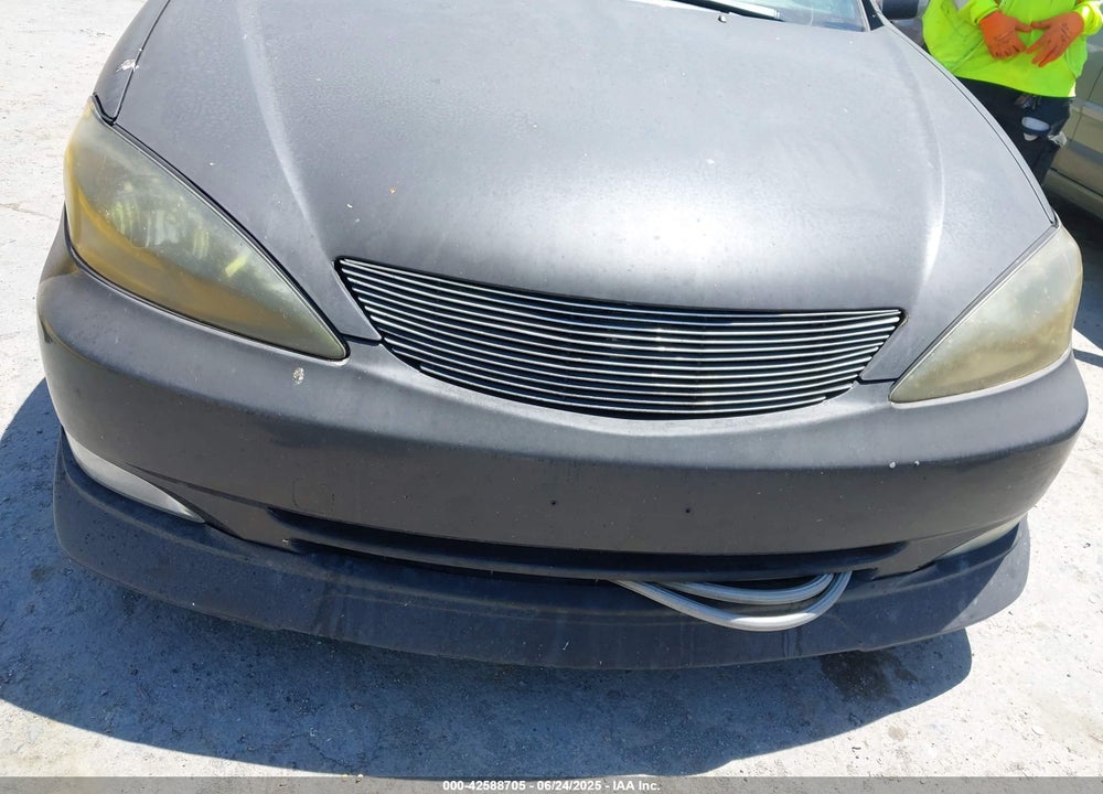 2003 TOYOTA CAMRY XLE VIN: JTDBE30K830184394