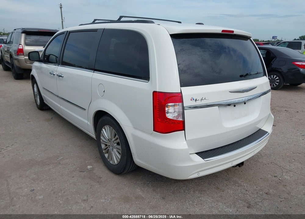 2013 CHRYSLER TOWN & COUNTRY VIN: 2C4RC1CG9DR560107