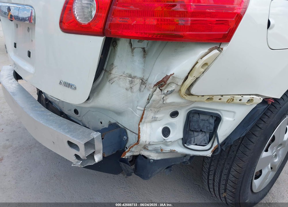2014 NISSAN ROGUE SELECT VIN: JN8AS5MV0EW719081