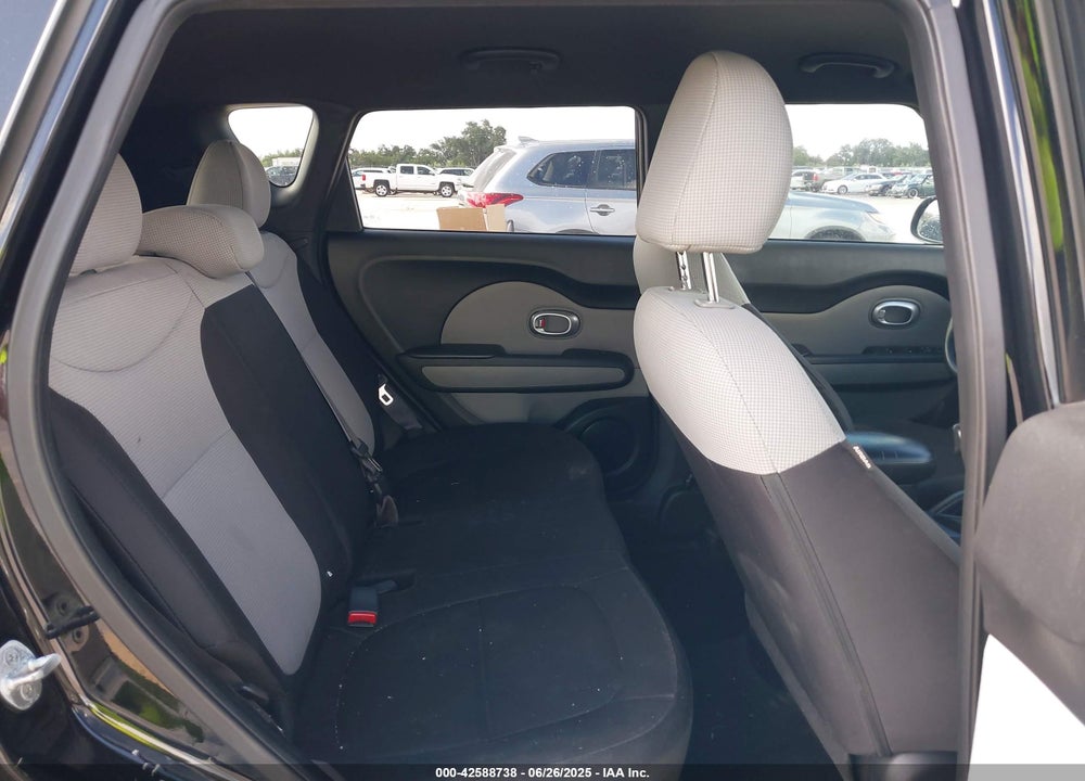 2015 KIA SOUL VIN: KNDJN2A25F7203824