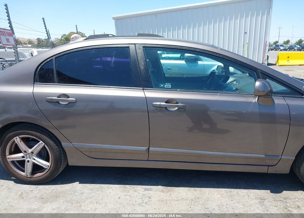 2011 HONDA CIVIC VIN: 2HGFA1F50BH524152