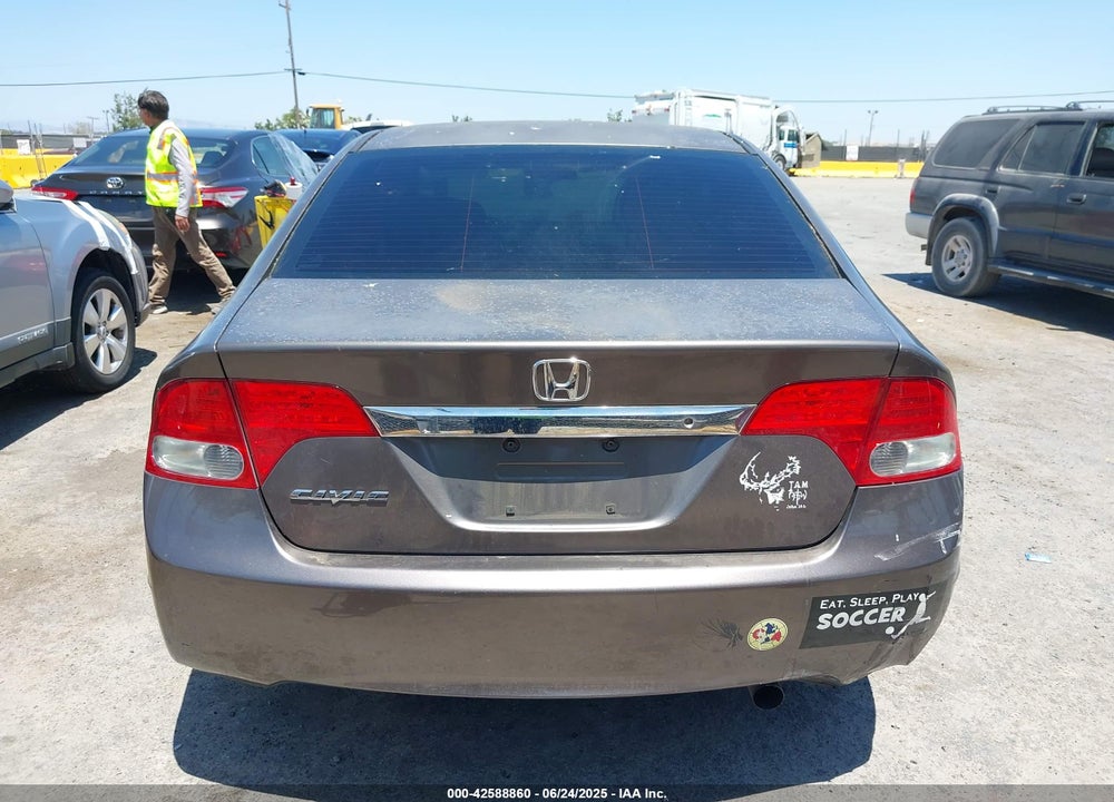 2011 HONDA CIVIC VIN: 2HGFA1F50BH524152