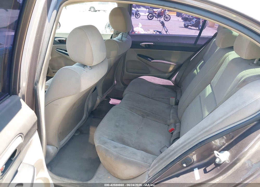 2011 HONDA CIVIC VIN: 2HGFA1F50BH524152
