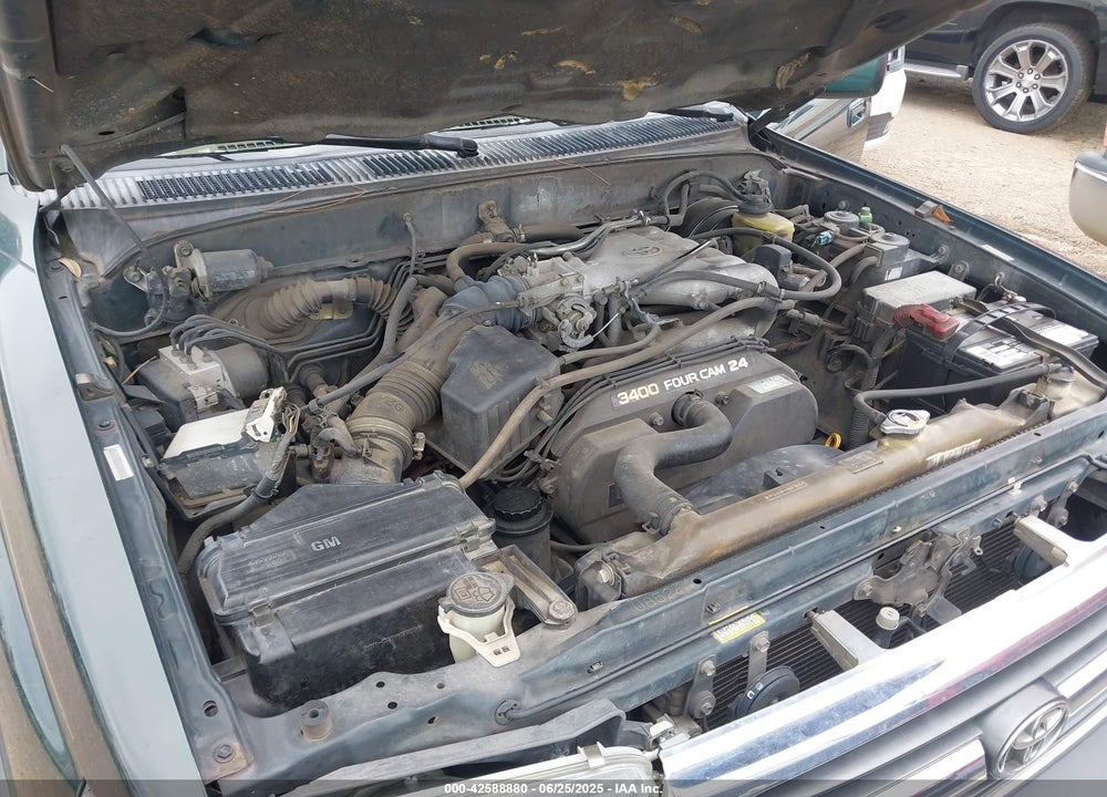 1999 TOYOTA 4RUNNER SR5 V6 VIN: JT3GN86R2X0134317