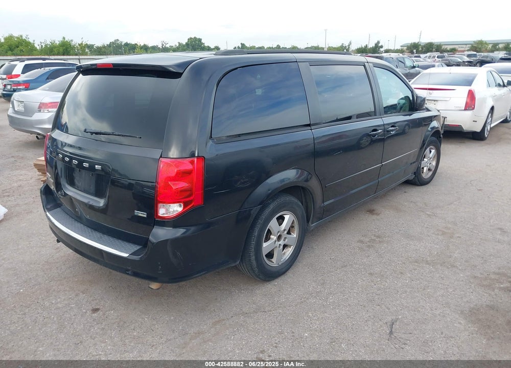 2013 DODGE GRAND CARAVAN SXT VIN: 2C4RDGCG1DR553362