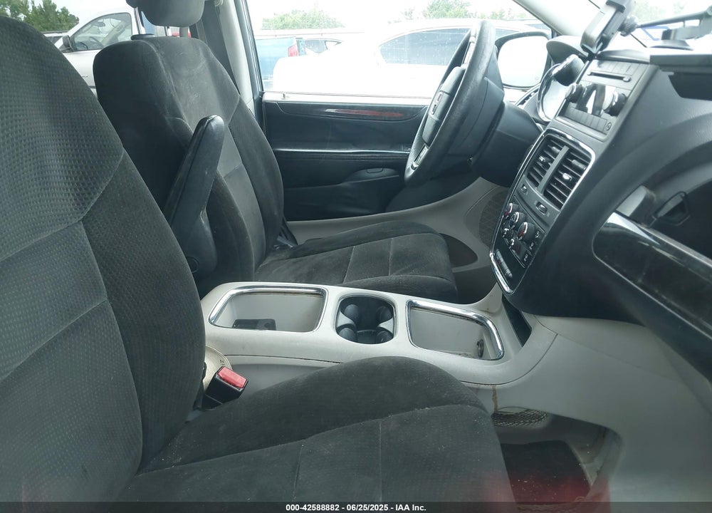 2013 DODGE GRAND CARAVAN SXT VIN: 2C4RDGCG1DR553362