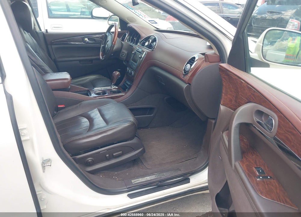 2013 BUICK ENCLAVE VIN: 5GAKVDKD3DJ135072