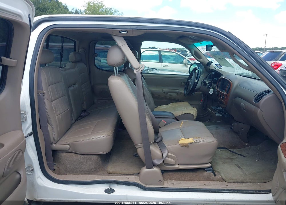 2002 TOYOTA TUNDRA LTD V8 VIN: 5TBRT38112S320630
