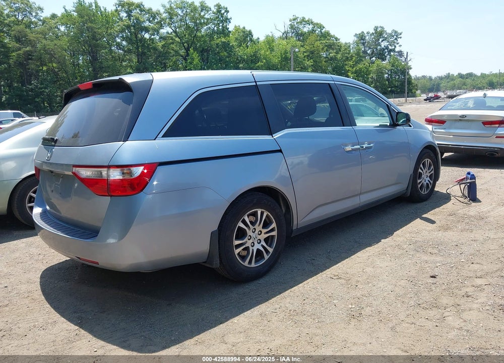 2011 HONDA ODYSSEY EX-L VIN: 5FNRL5H60BB051135