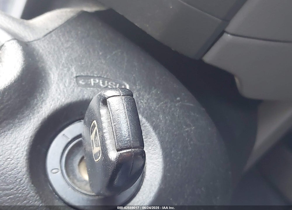2010 HONDA CIVIC VIN: 2HGFA1F5XAH548036