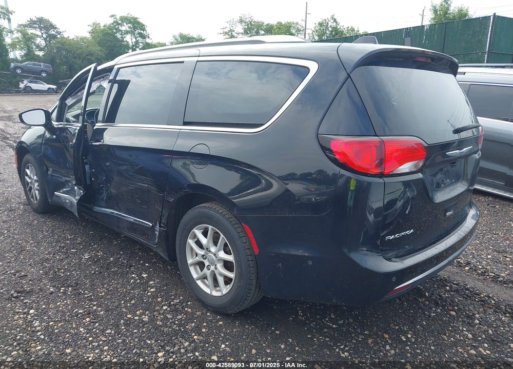 2020 CHRYSLER PACIFICA TOURING L VIN: 2C4RC1BG6LR120961
