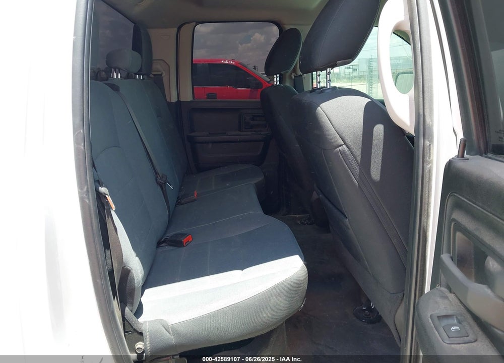 2022 RAM 1500 CLASSIC VIN: 1C6RR7FG6NS244927