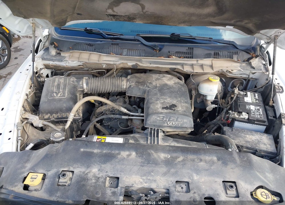 2021 RAM 1500 CLASSIC VIN: 1C6RR6FG0MS524674