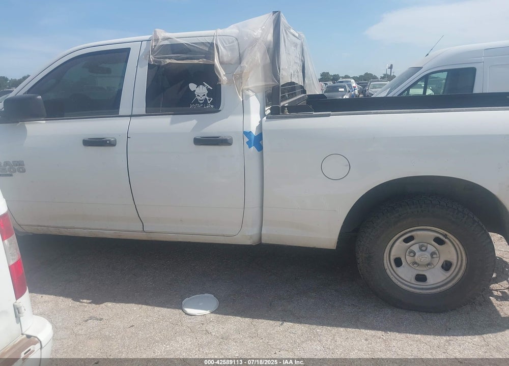 2021 RAM 1500 CLASSIC VIN: 1C6RR6FG0MS524674