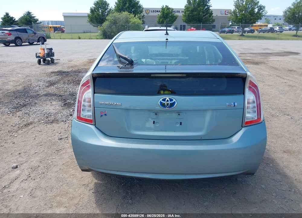 2013 TOYOTA PRIUS TWO VIN: JTDKN3DU4D5692877