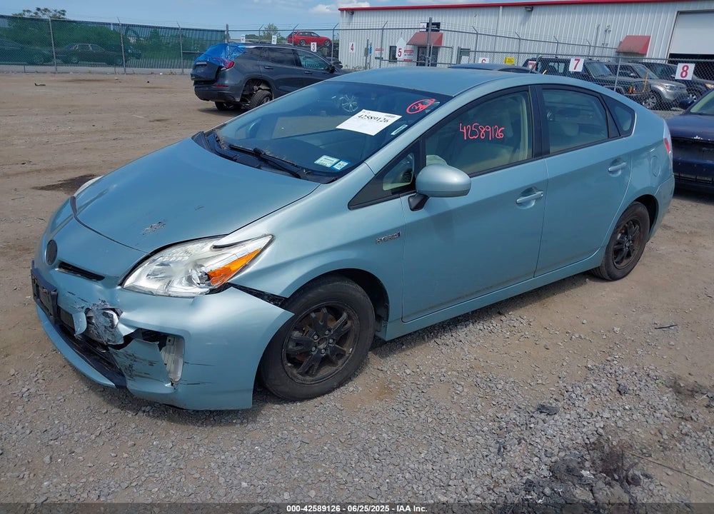 2013 TOYOTA PRIUS TWO VIN: JTDKN3DU4D5692877