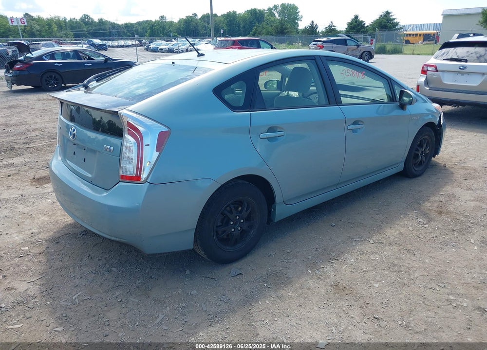 2013 TOYOTA PRIUS TWO VIN: JTDKN3DU4D5692877