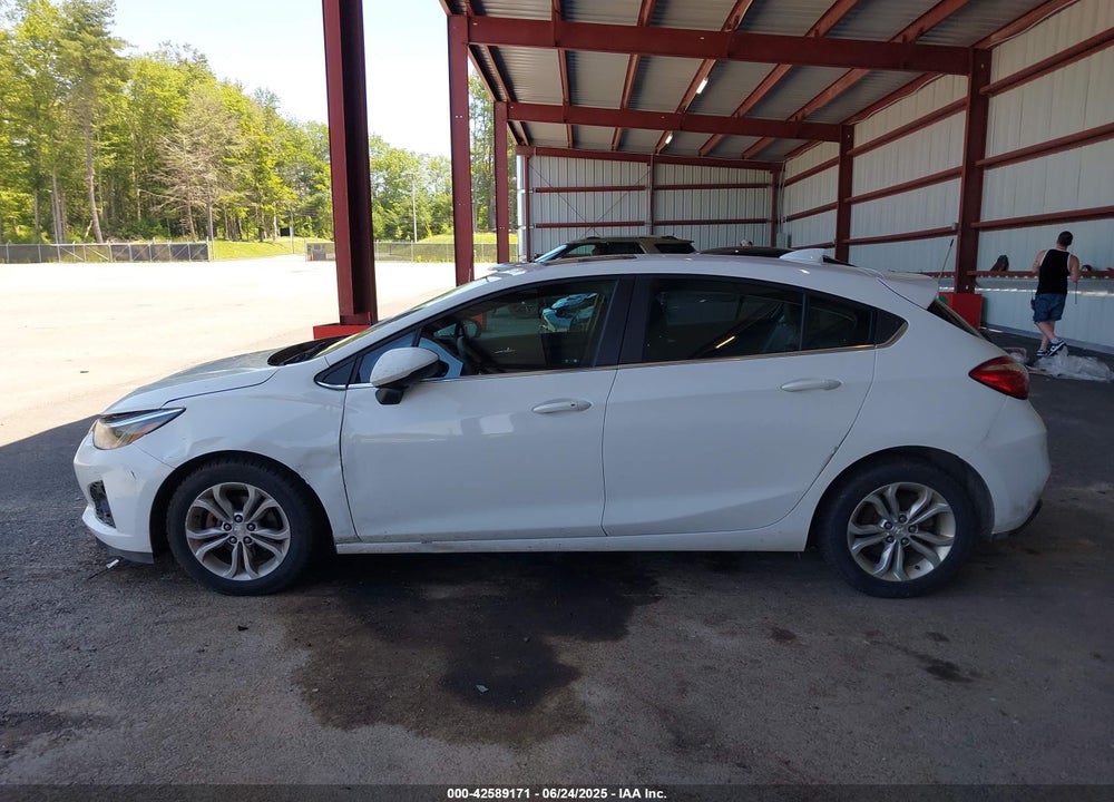2019 CHEVROLET CRUZE VIN: 3G1BE6SM2KS574357