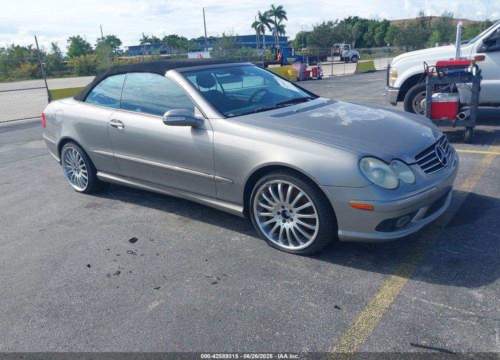 2005 MERCEDES-BENZ CLK 500 VIN: WDBTK75G25T050991