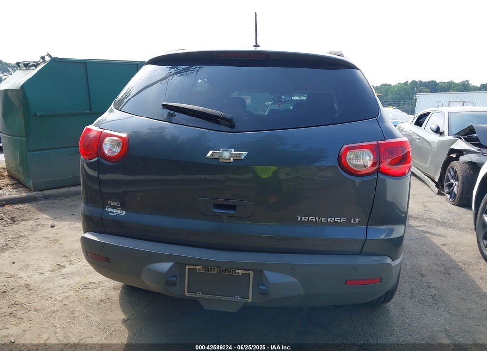 2011 CHEVROLET TRAVERSE VIN: 1GNKVGED5BJ245220