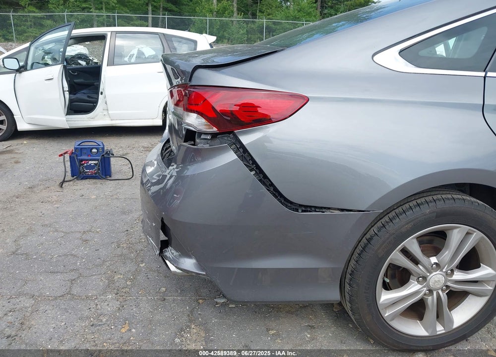 2018 HYUNDAI SONATA VIN: 5NPE34AFXJH668027