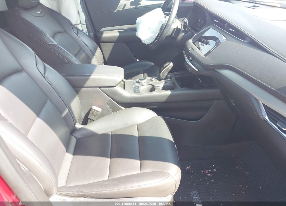 2020 CADILLAC XT4 VIN: 1GYFZDR41LF081454