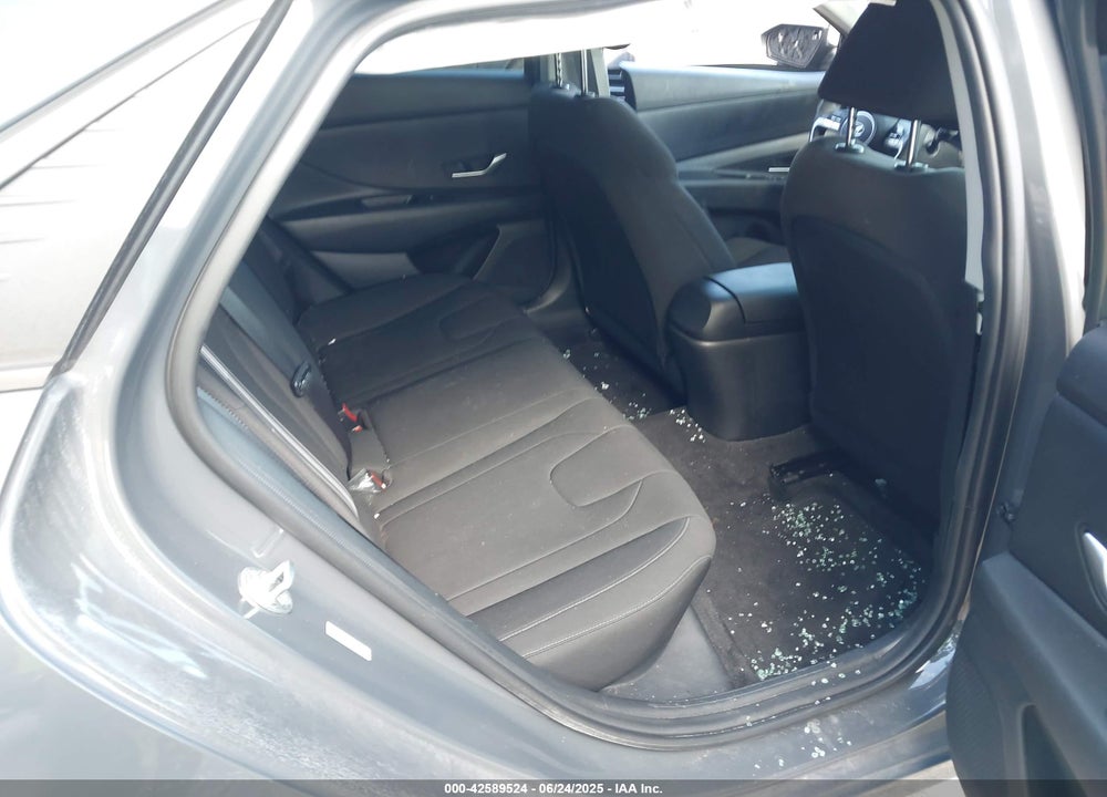 2023 HYUNDAI ELANTRA VIN: KMHLM4AGXPU597533