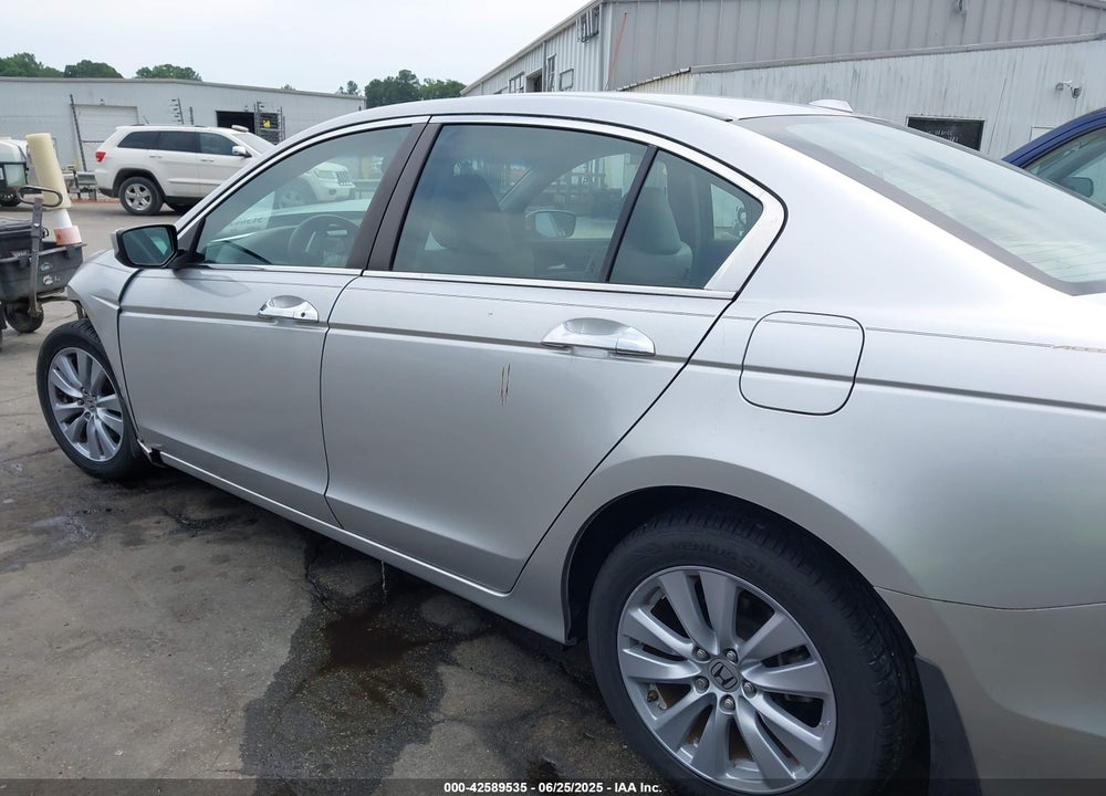 2011 HONDA ACCORD 3.5 EX-L VIN: 1HGCP3F88BA009602