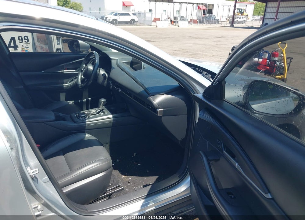 2021 MAZDA CX-30 VIN: 3MVDMABL5MM235031