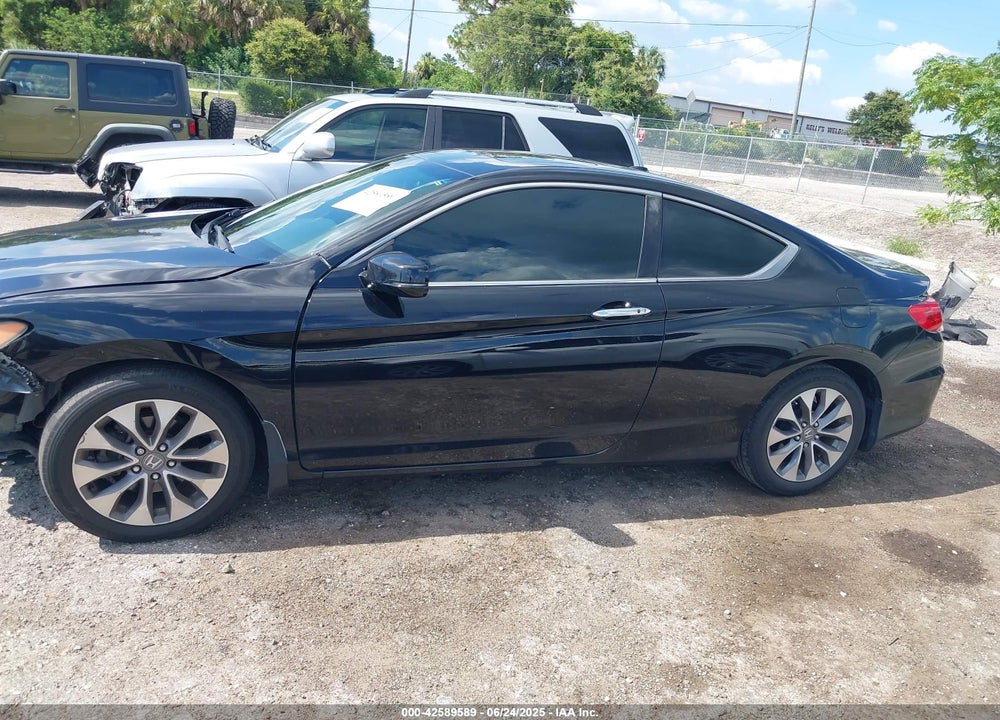 2013 HONDA ACCORD VIN: 1HGCT1B83DA003201
