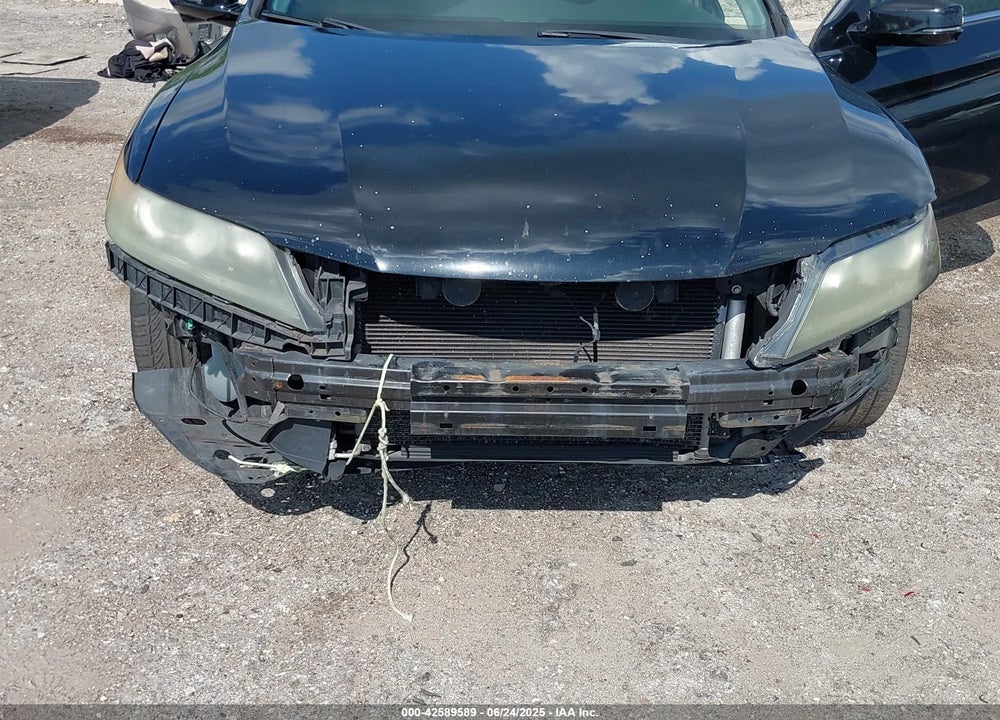 2013 HONDA ACCORD VIN: 1HGCT1B83DA003201