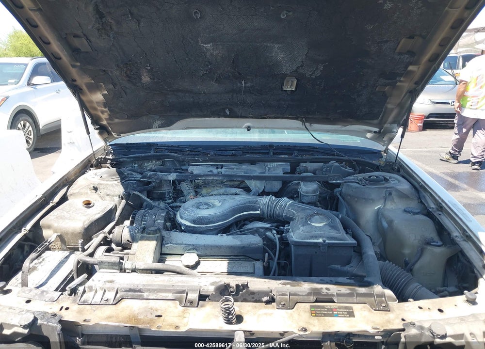 1993 CADILLAC DEVILLE VIN: 1G6CD53B8P4278923