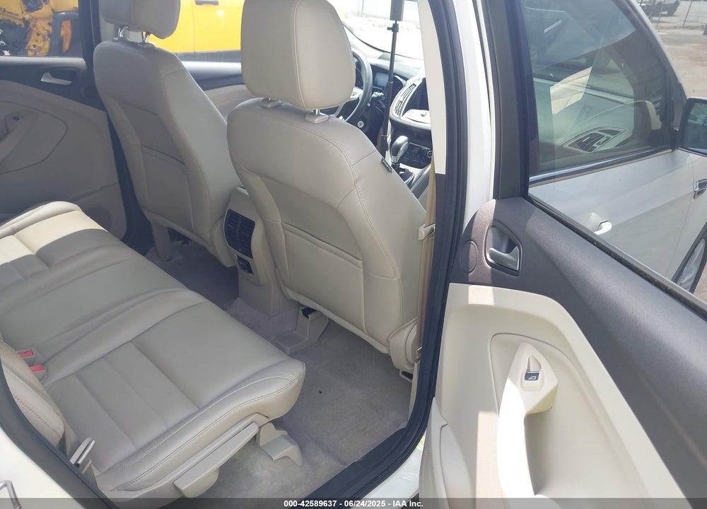 2015 FORD ESCAPE VIN: 1FMCU0GX4FUB56821